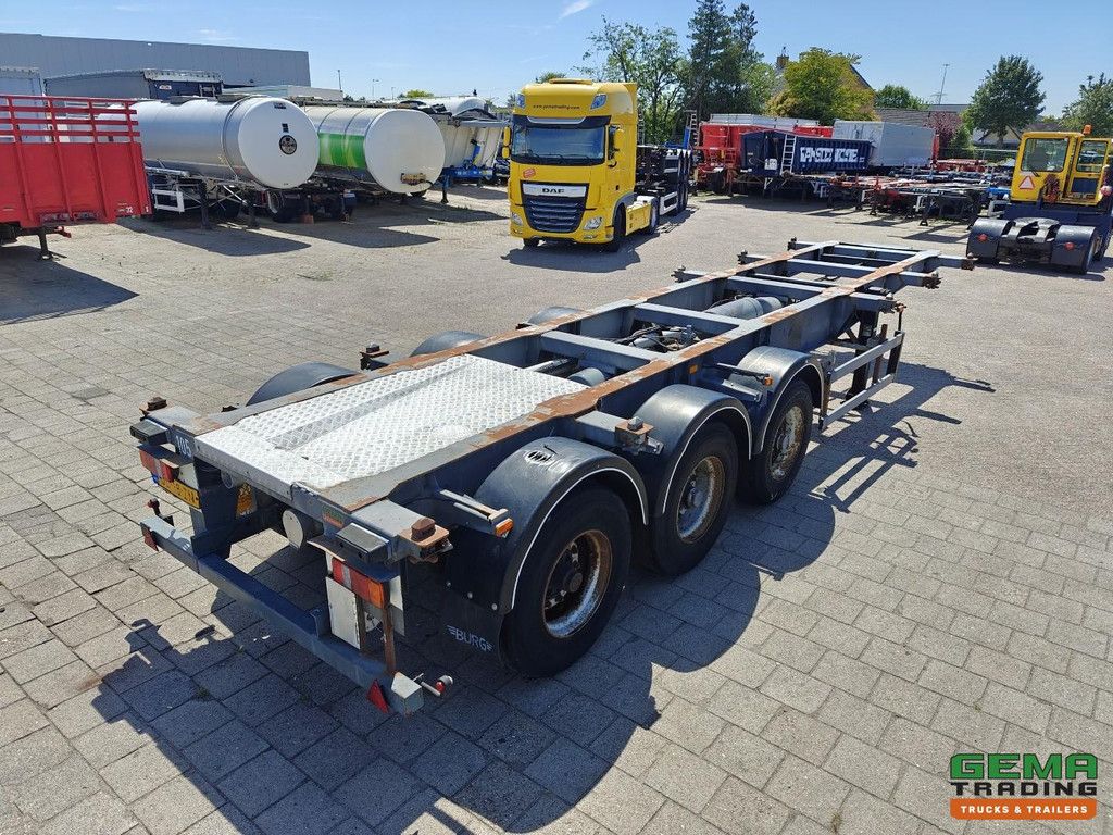 Burg BPO 12 27 CM12 20/30FT TankChassis - 20FT on the back - Hose sleeve - BPW Axles Drum brake