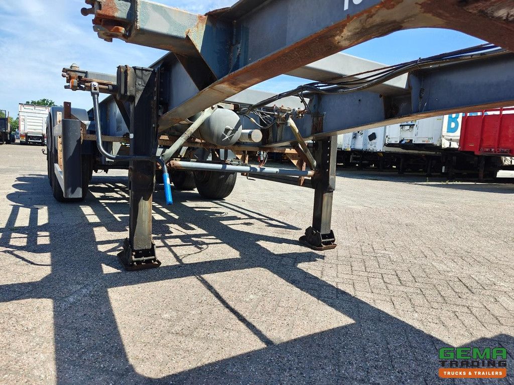 Burg BPO 12 27 CM12 20/30FT TankChassis - 20FT on the back - Hose sleeve - BPW Axles Drum brake