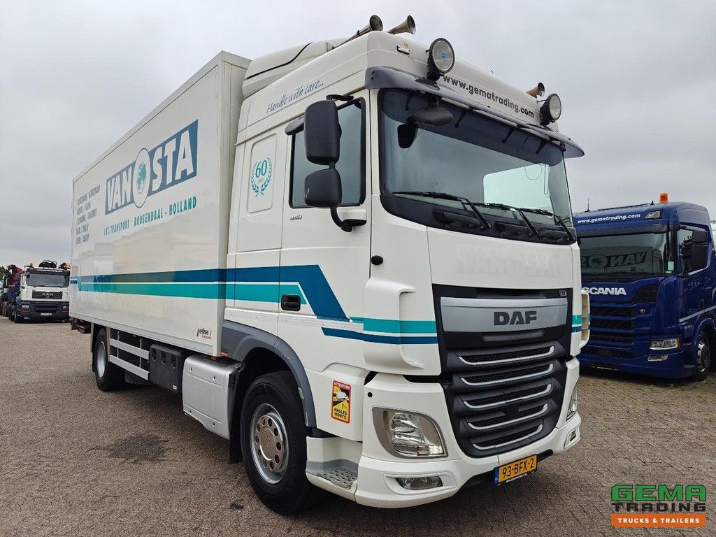 DAF XF 440 FA 4x2 Spacecab Euro6A – Geschlossener Kastenaufbau 7,4 m + Ladebordwand 1500 kg + Anhängerkupplung – Smarttacho V2