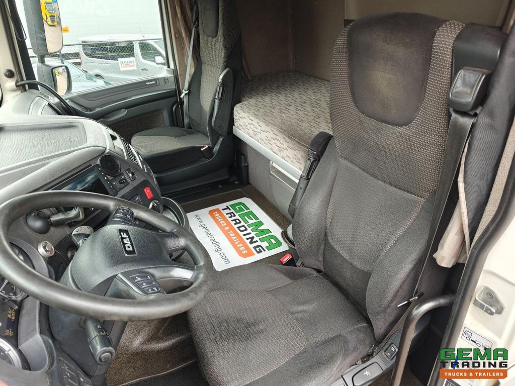 DAF XF 440 FA 4x2 Spacecab Euro6A – Geschlossener Kastenaufbau 7,4 m + Ladebordwand 1500 kg + Anhängerkupplung – Smarttacho V2