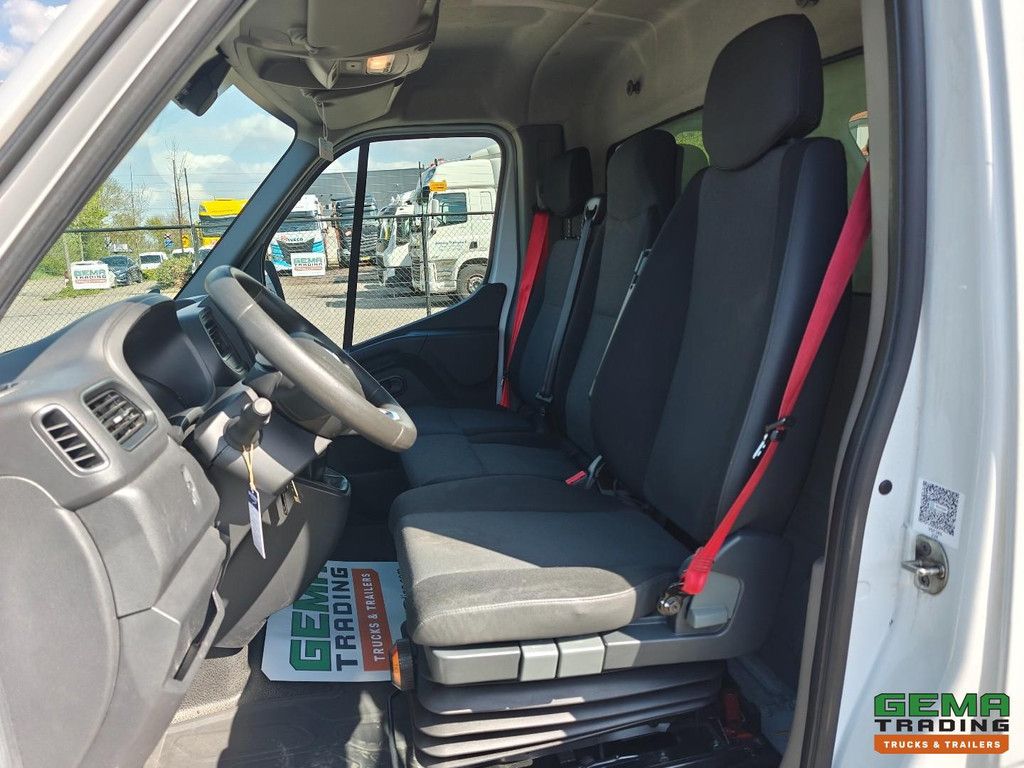 Renault MASTER 4x2 Day Cab (3 Persons) Euro6E - SmartBox 4.25m + Tail Lift 750KG - 1059KG Payload