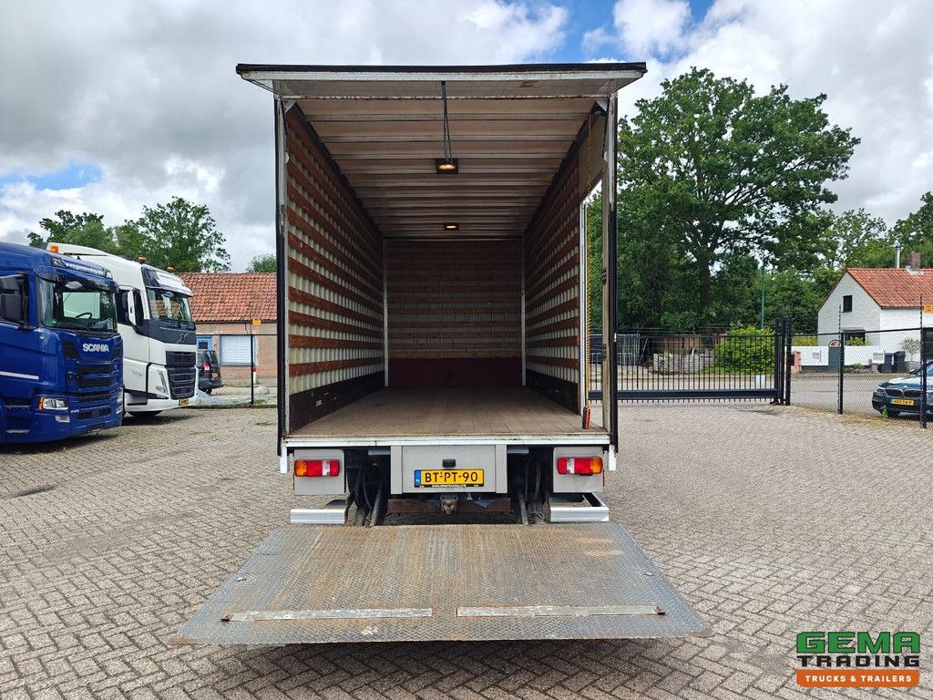 Mercedes-Benz ATEGO 816 4x2 Day Cab (3 pers) Euro4 - Enclosed Box 6.3m + Tail Lift 1500kg - Side Door - 11/2026 MOT