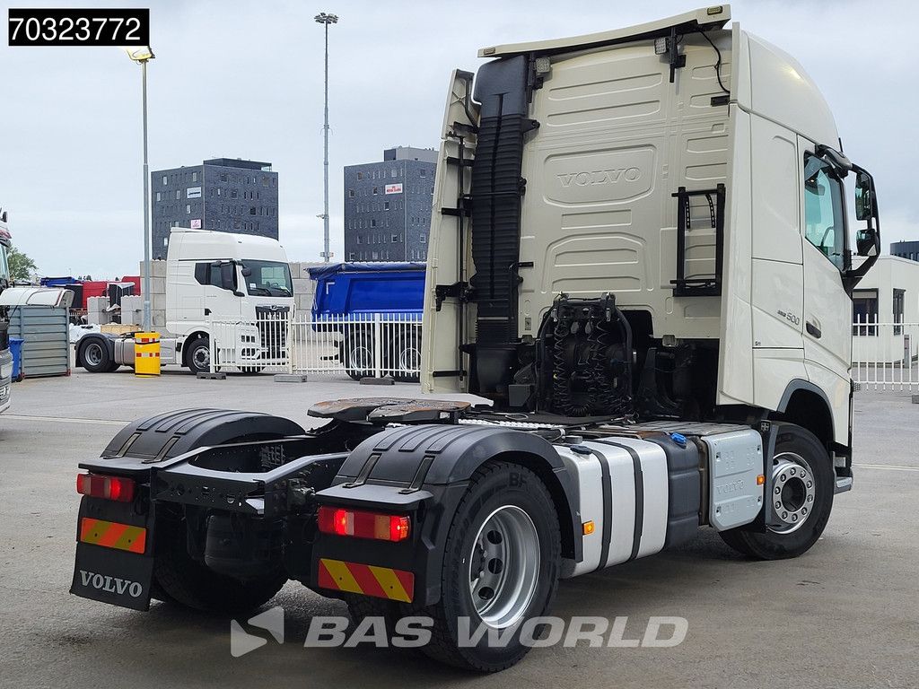 Volvo FH FH 500 4X2 2x Tanks I-Parkcool 80% Tyres