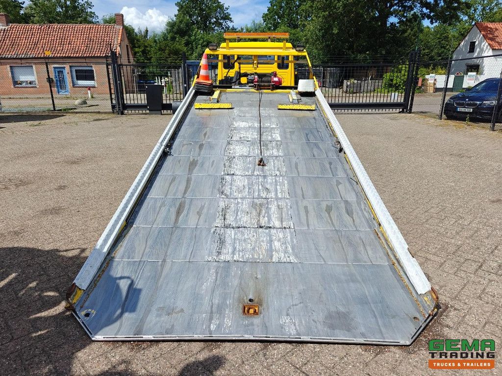 MAN L33 8.185 LLC 4x2 Tageskabine Euro3 - Tischer 3000 - Schaltgetriebe - Seilwinde 3000 kg