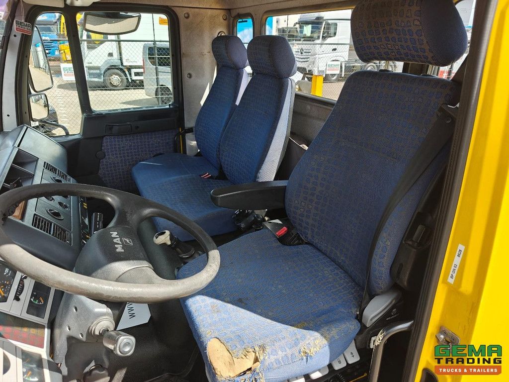 MAN L33 8.185 LLC 4x2 Tageskabine Euro3 - Tischer 3000 - Schaltgetriebe - Seilwinde 3000 kg