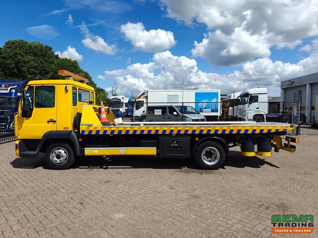 MAN L33 8.185 LLC 4x2 Tageskabine Euro3 - Tischer 3000 - Schaltgetriebe - Seilwinde 3000 kg