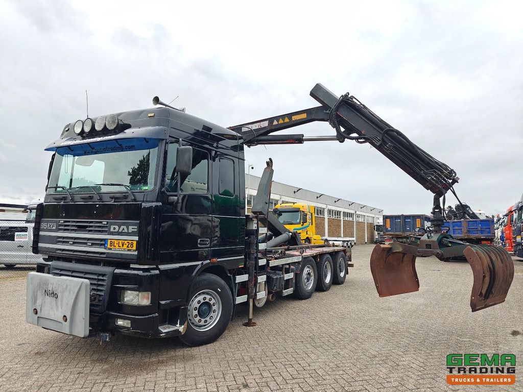 DAF AK48XS XF95.530 8x2/4 SpaceCab Euro3 - 30T Hakenarm + Kabelzug Euro18 Funksteuerung + Rotatorklemme - Wippvorrichtung