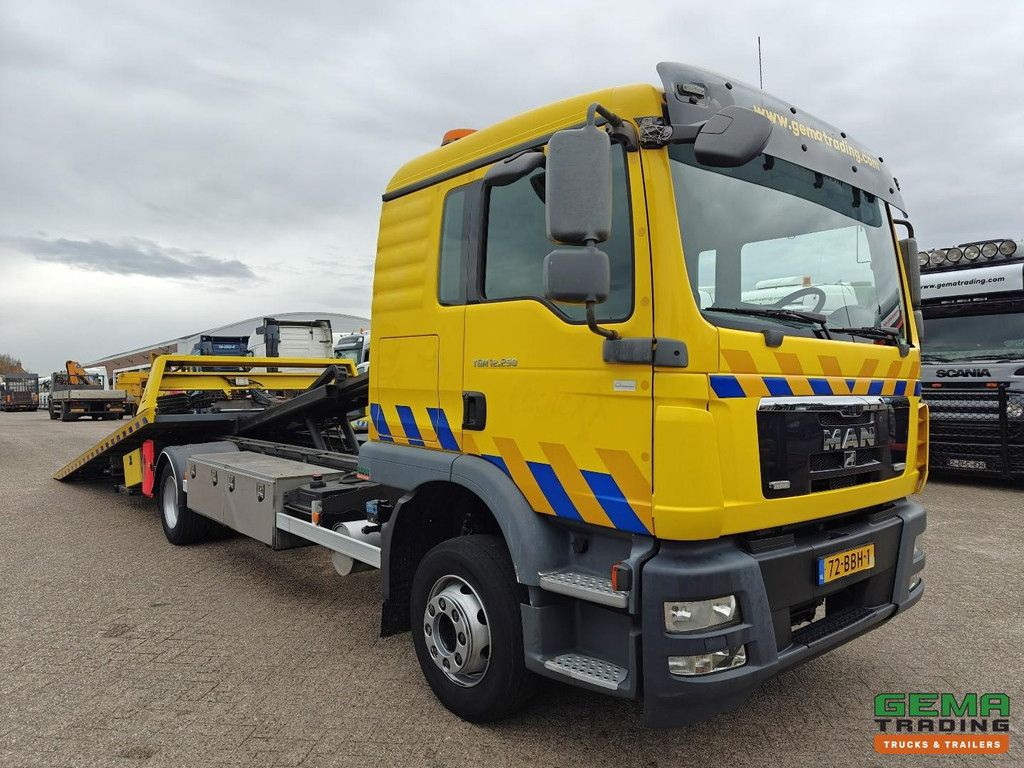 MAN TGM 12.250 4x2 Day cab (6 pl) Euro5 - Falkom FAS5000 + FAL2000 + Winch 3600KG - Remote control