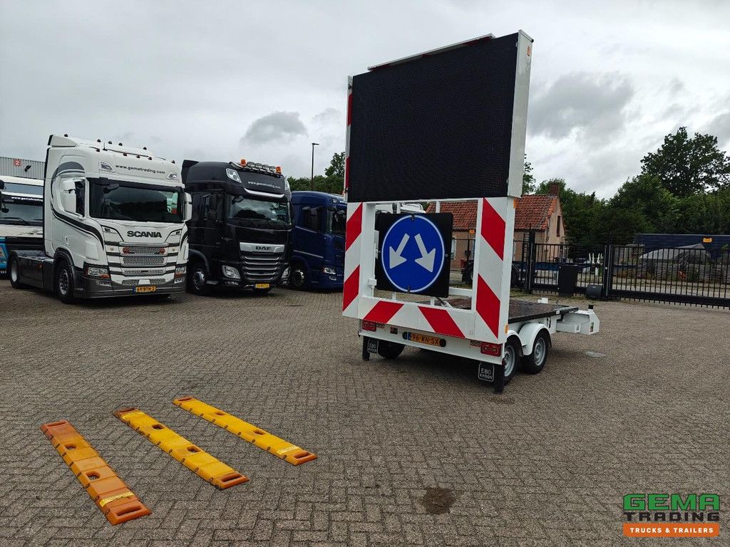 Van Weel VW1700S TextCart – Solar Compact – Solarpaneele – Vollfarbe – Anhänger