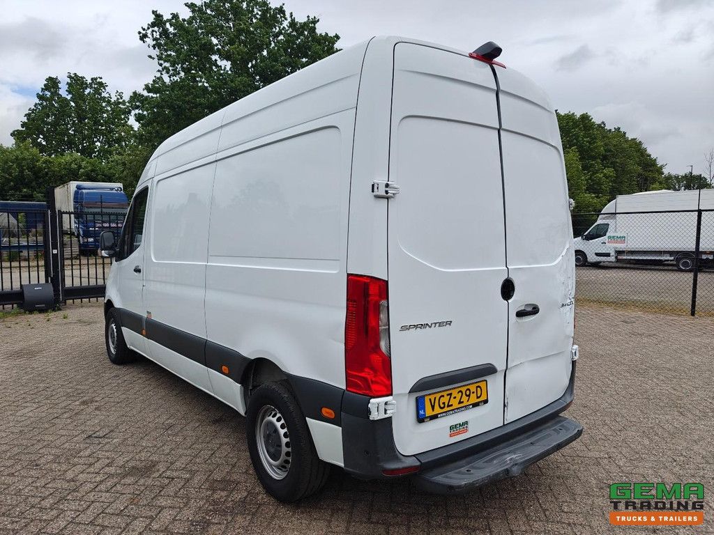 Mercedes-Benz SPRINTER 314CDI 4x2 Euro6ZF L2H2 - Automatic - Reversing Camera - Side Door