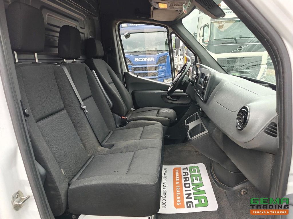 Mercedes-Benz SPRINTER 314CDI 4x2 Euro6ZF L2H2 - Automatic - Reversing Camera - Side Door