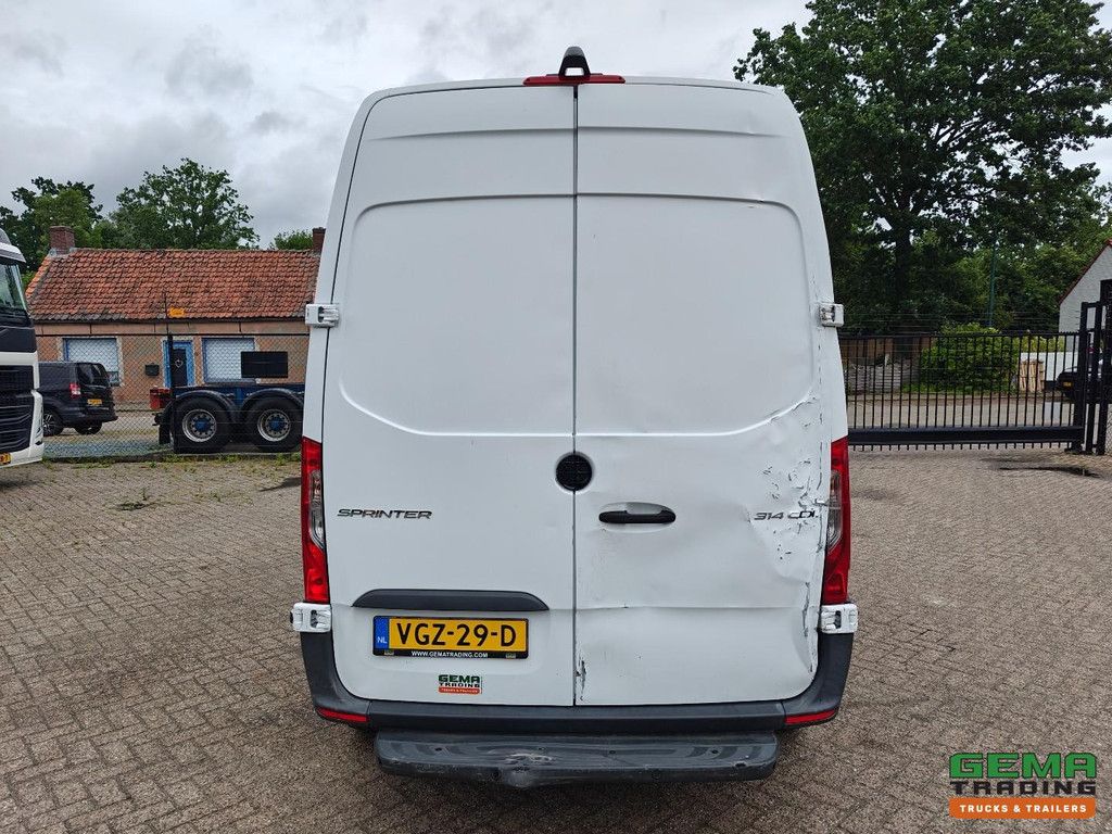 Mercedes-Benz SPRINTER 314CDI 4x2 Euro6ZF L2H2 - Automatic - Reversing Camera - Side Door