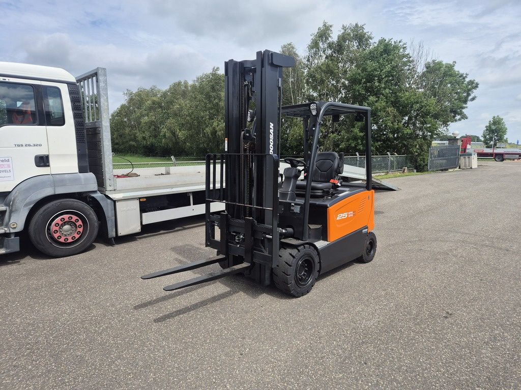 DOOSAN B25X-7 Plus Elektrisch 2,5 Ton, mast 3F601 Nieuw 2023