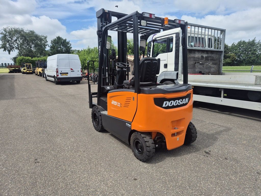 DOOSAN B25X-7 Plus Elektrisch 2,5 Ton, mast 3F601 Nieuw 2023