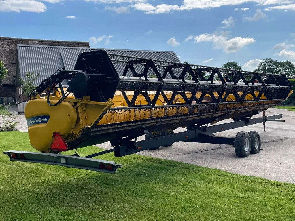 New Holland CR 980 9 meter maaibord Airco