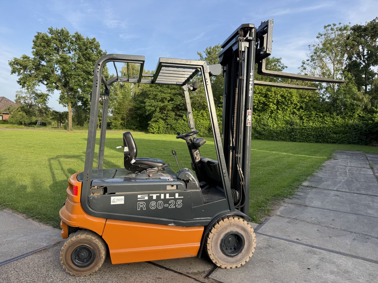 Still 2.5 tonner elektrisch triplo 6.4M freelift Sideshift