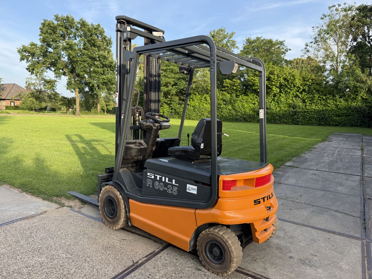 Still 2.5 tonner elektrisch triplo 6.4M freelift Sideshift