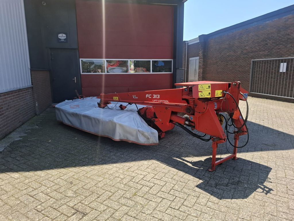 Kuhn FC 313