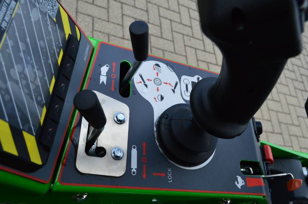 Avant 635i TDL Kniklader/Shovel