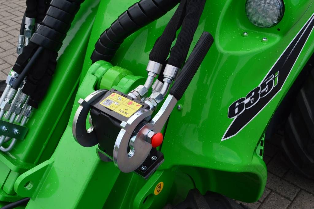 Avant 635i TDL Kniklader/Shovel