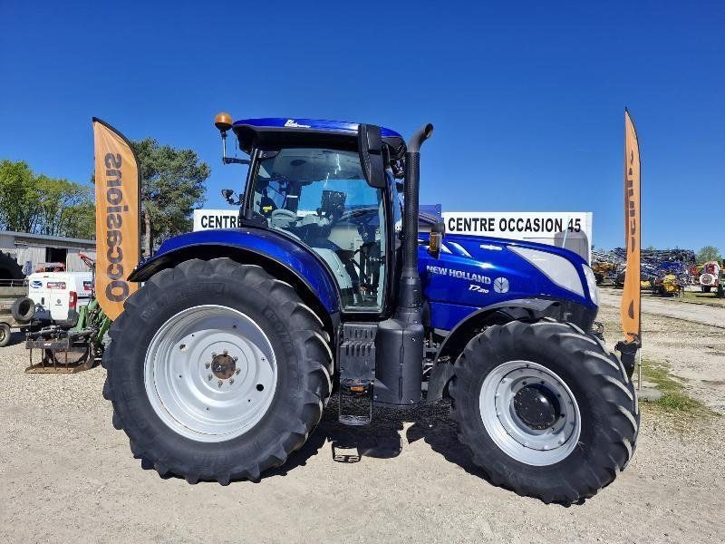 New Holland T7.210AC