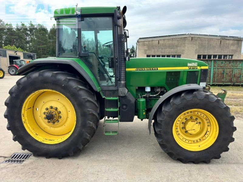 John Deere 7810