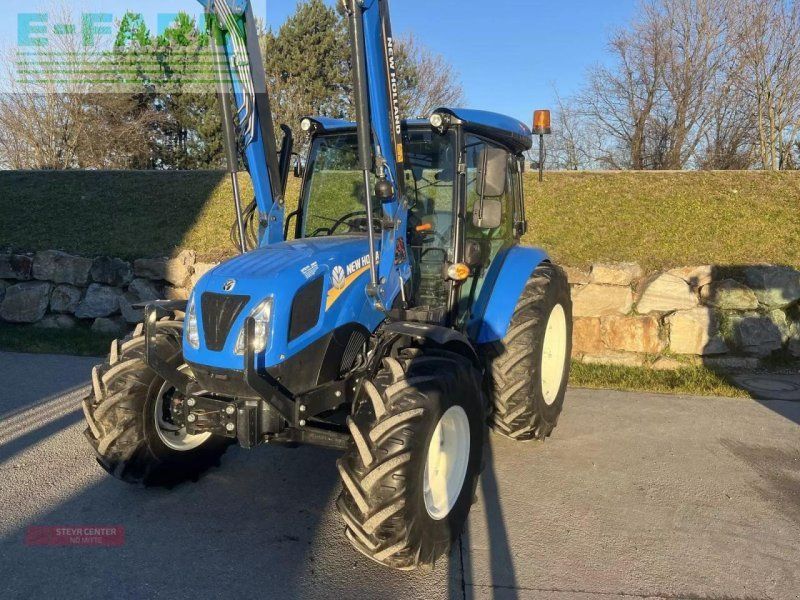 New Holland t 4.75 mit frontlader