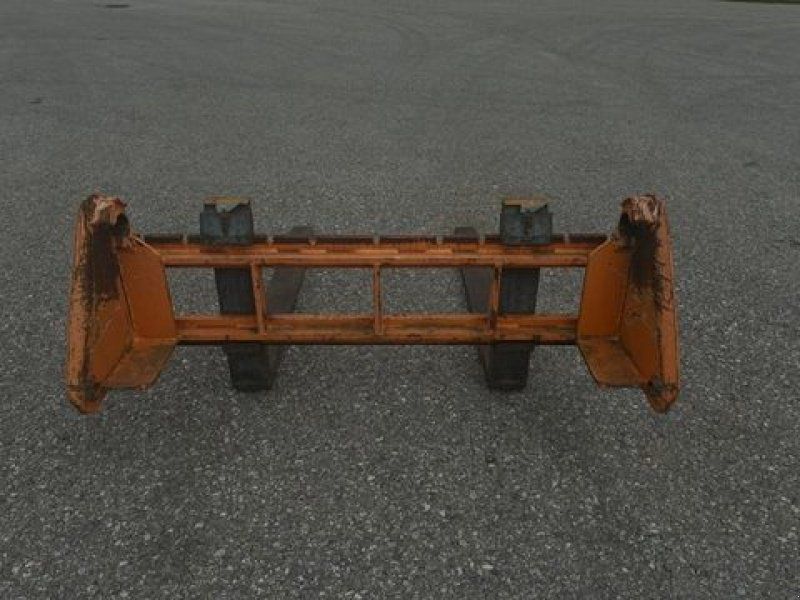 Massey Ferguson 6140-4 F