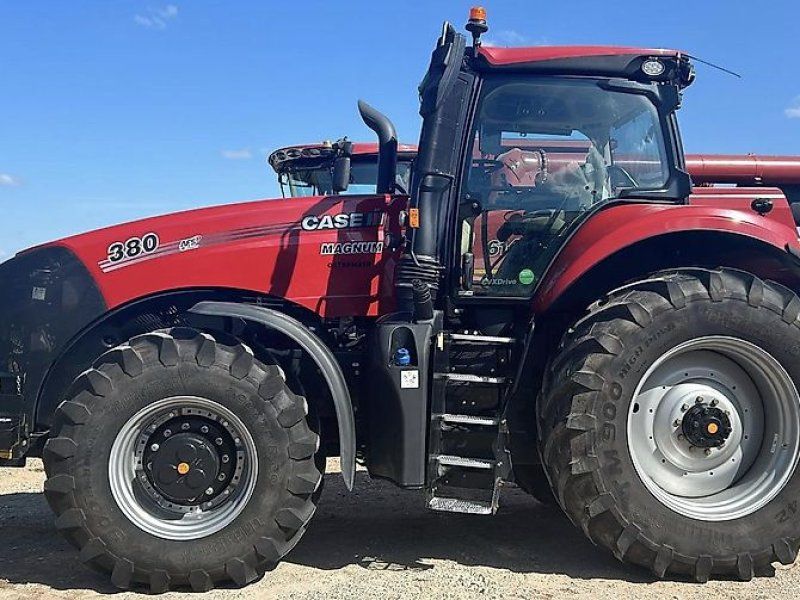 Case IH Magnum 380 CVX
