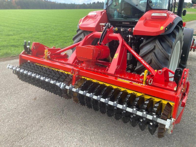 Pöttinger SaatbeetKombination Lion 301und Vitasem A301