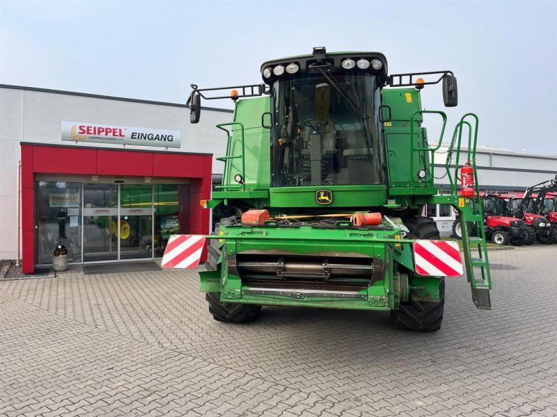John Deere W650