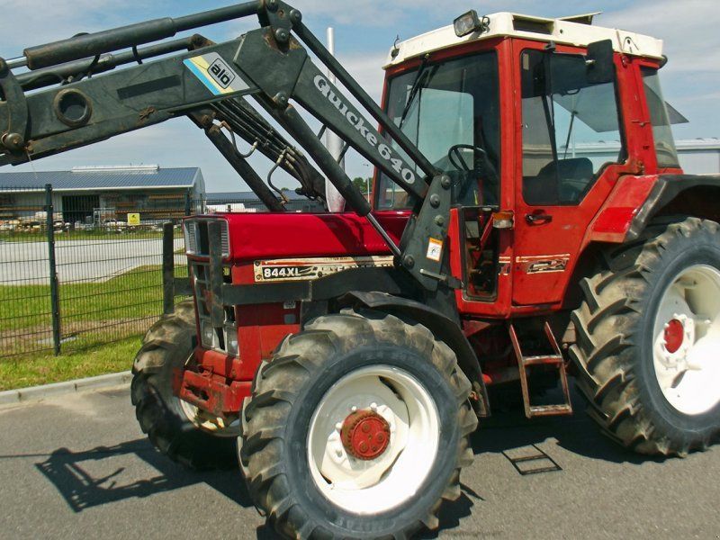 Case IH 844+ Frontlader