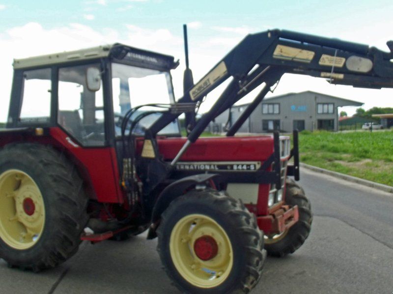 Case IH 844+ Frontlader