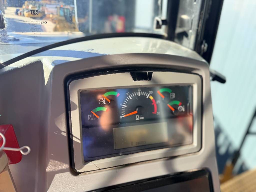 CAT D9T