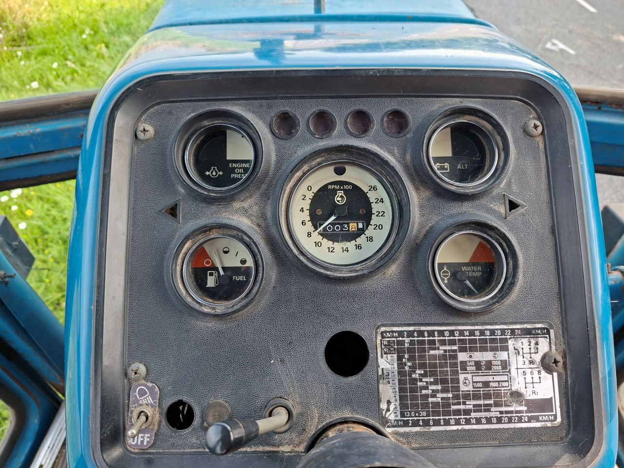 Ford 5700