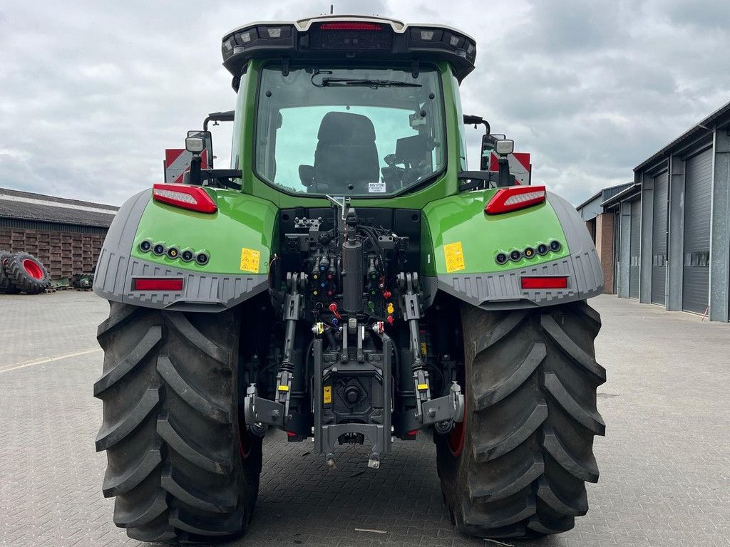 FENDT 832 WG4751