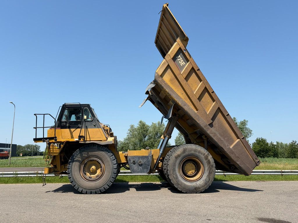 Caterpillar 775E