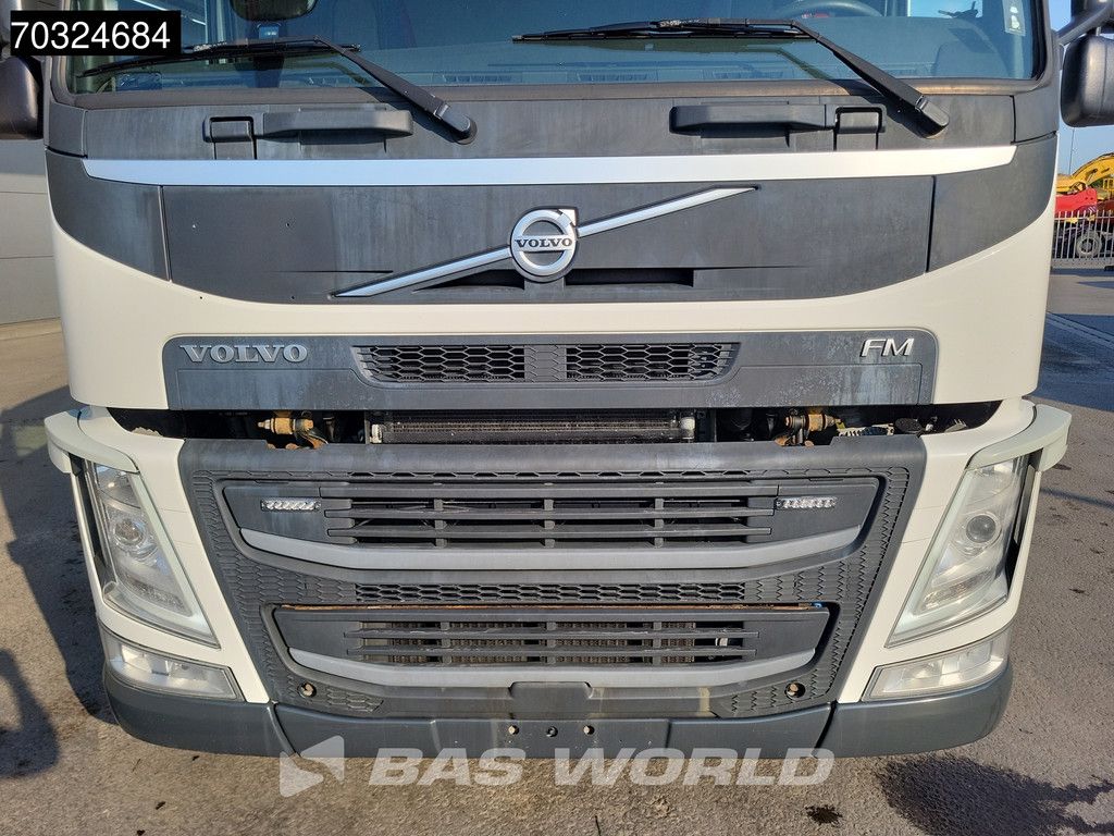Volvo FM 330 6X2 Machine transporter Winch Lift+Steering Axle VEB ACC Euro 6