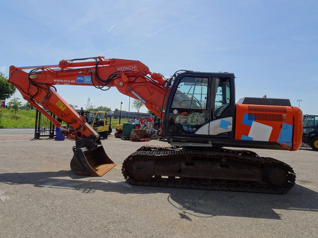 Hitachi ZX180LCN-5B