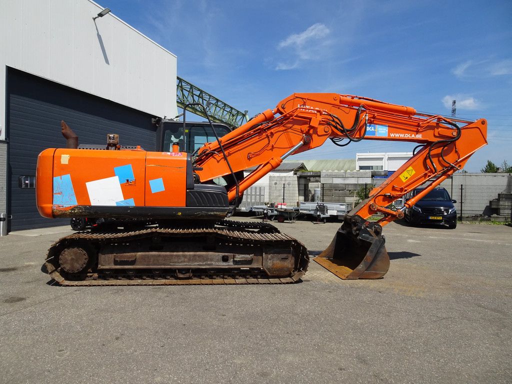 Hitachi ZX180LCN-5B