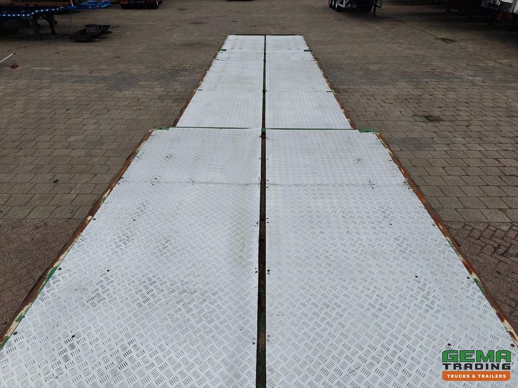 Pacton SXD Semi Low Loader 13.6m - Trailing Axle - Electric Support Legs - BpwEco Drum Axle