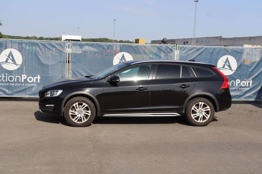 Passenger car Volvo V60 Diesel 150hp 2017 (Margin)