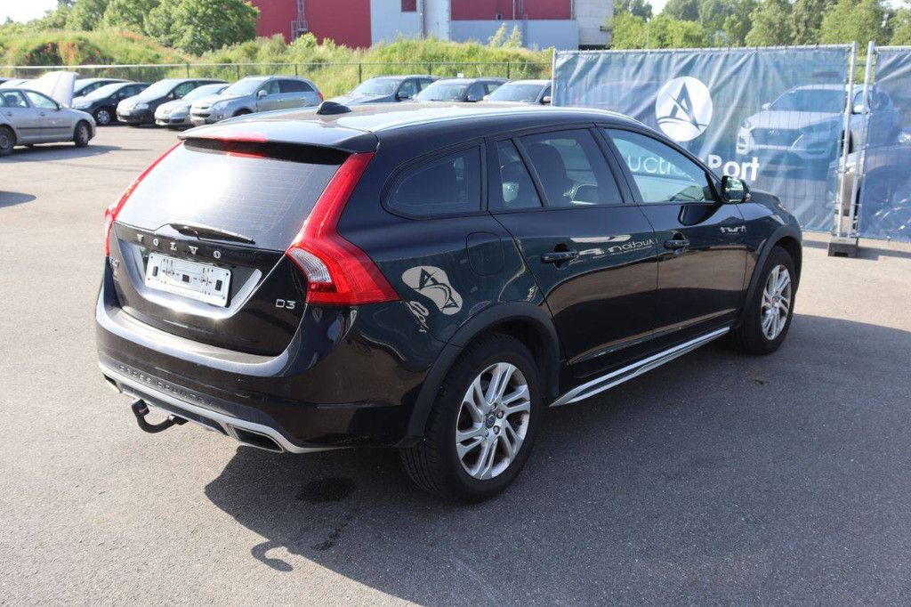 Passenger car Volvo V60 Diesel 150hp 2017 (Margin)