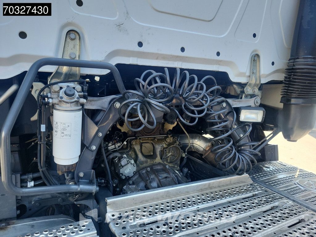 Mercedes Actros 1851 4X2 BigSpace 2x Tanks Standklima