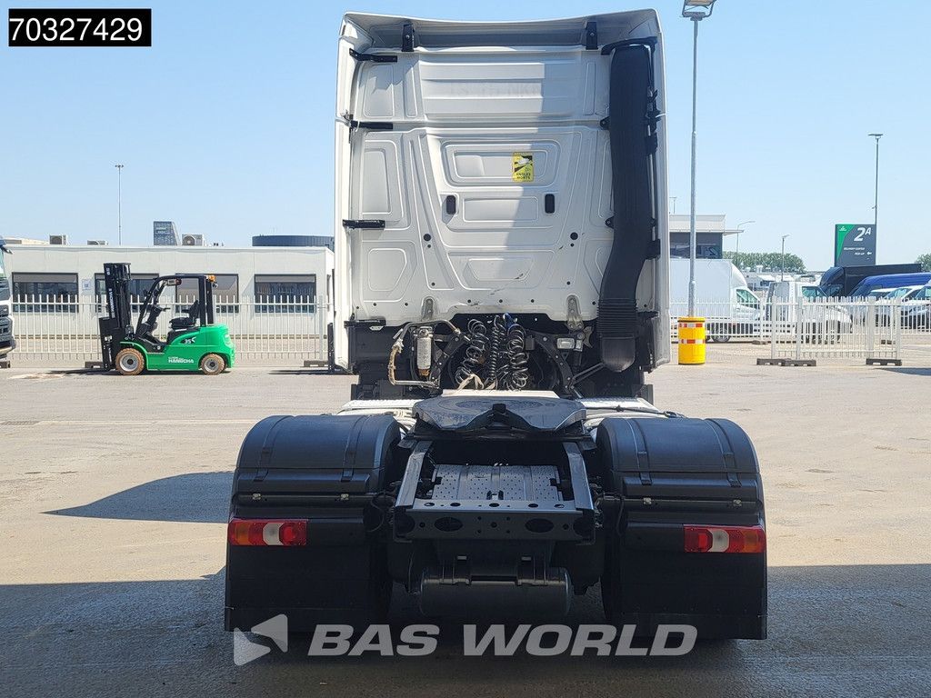 Mercedes Actros 1851 4X2 BigSpace 2x Tanks Standklima