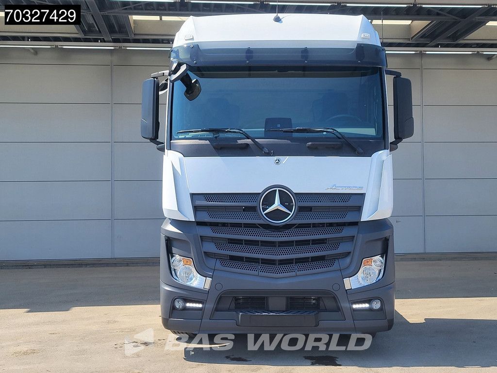 Mercedes Actros 1851 4X2 BigSpace 2x Tanks Standklima