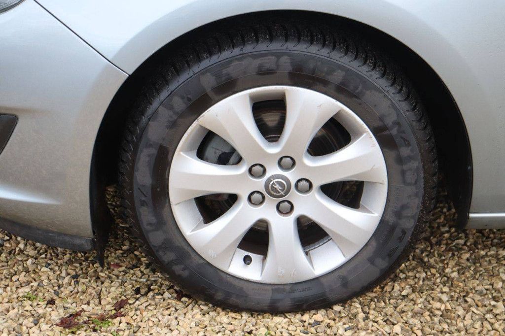 Pkw Opel Astra Benzin 2014 (Marge)