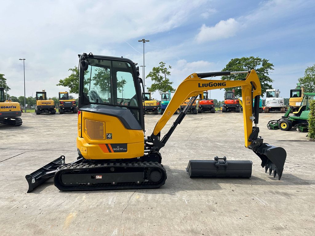 LiuGong 9027 FZTS 2026 Crawler Excavator New