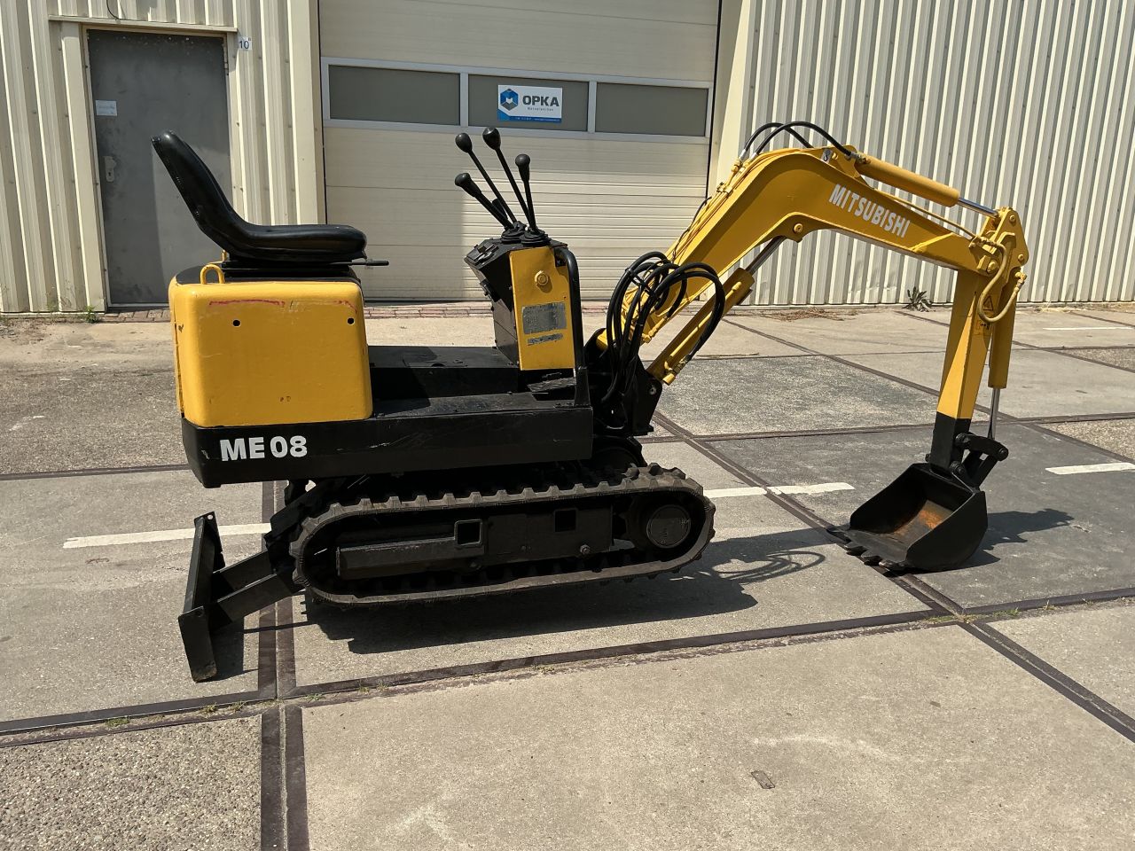 Te Koop Mitsubishi minigraafmachine