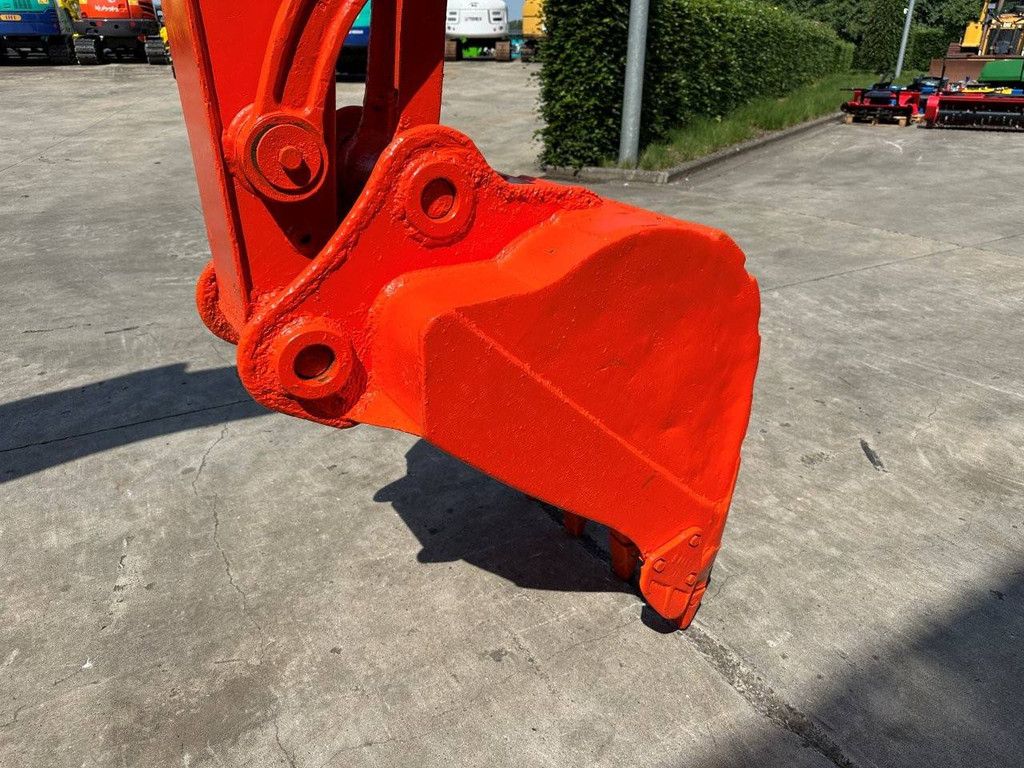 Crawler excavator Kubota KX185-3 2015